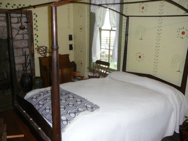 Interior of two-room cabin-3